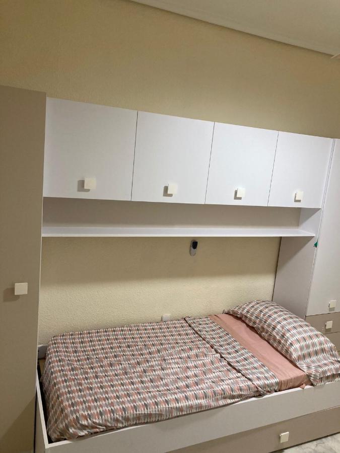 Apartamento A 100 Metros De La Playa Malvarrosa Leilighet Valencia Eksteriør bilde